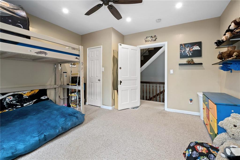 134 Monitor Avenue Pittsburgh, PA 15202 - Photo 23 of 50 a view of a livingroom with furniture and closet