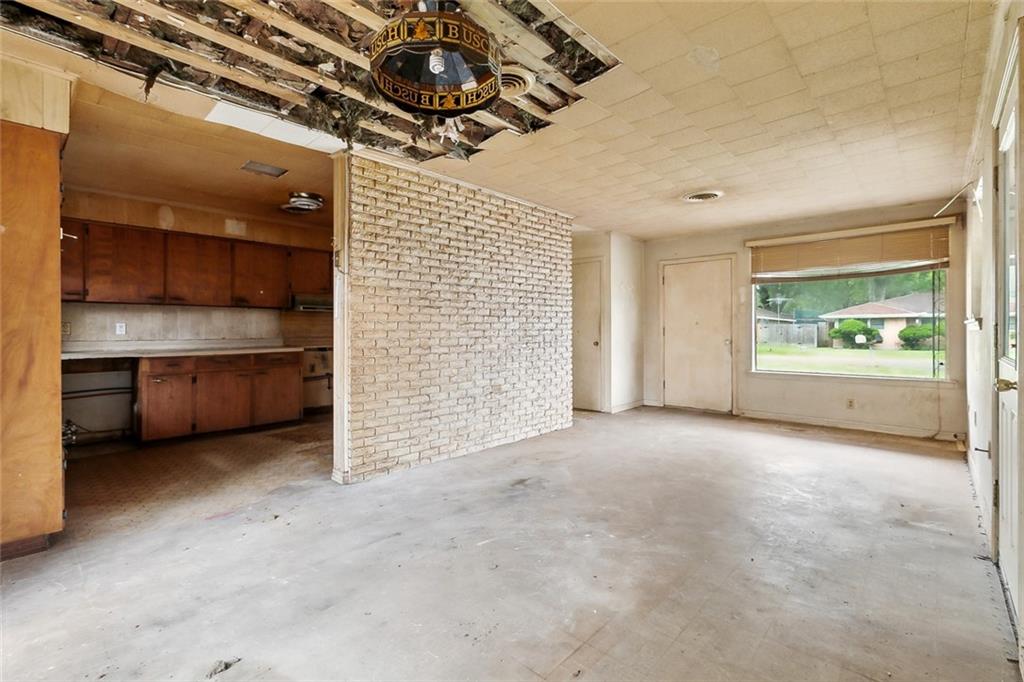 121 St Nicholas Street Luling, LA 70070 - Photo 2 of 12