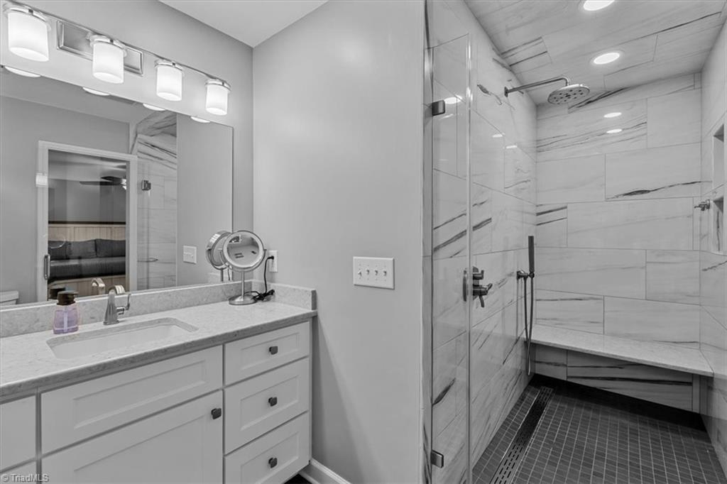1879 Gumtree Road Asheboro, NC 27205 - Photo 31 of 50 Primary Bathroom