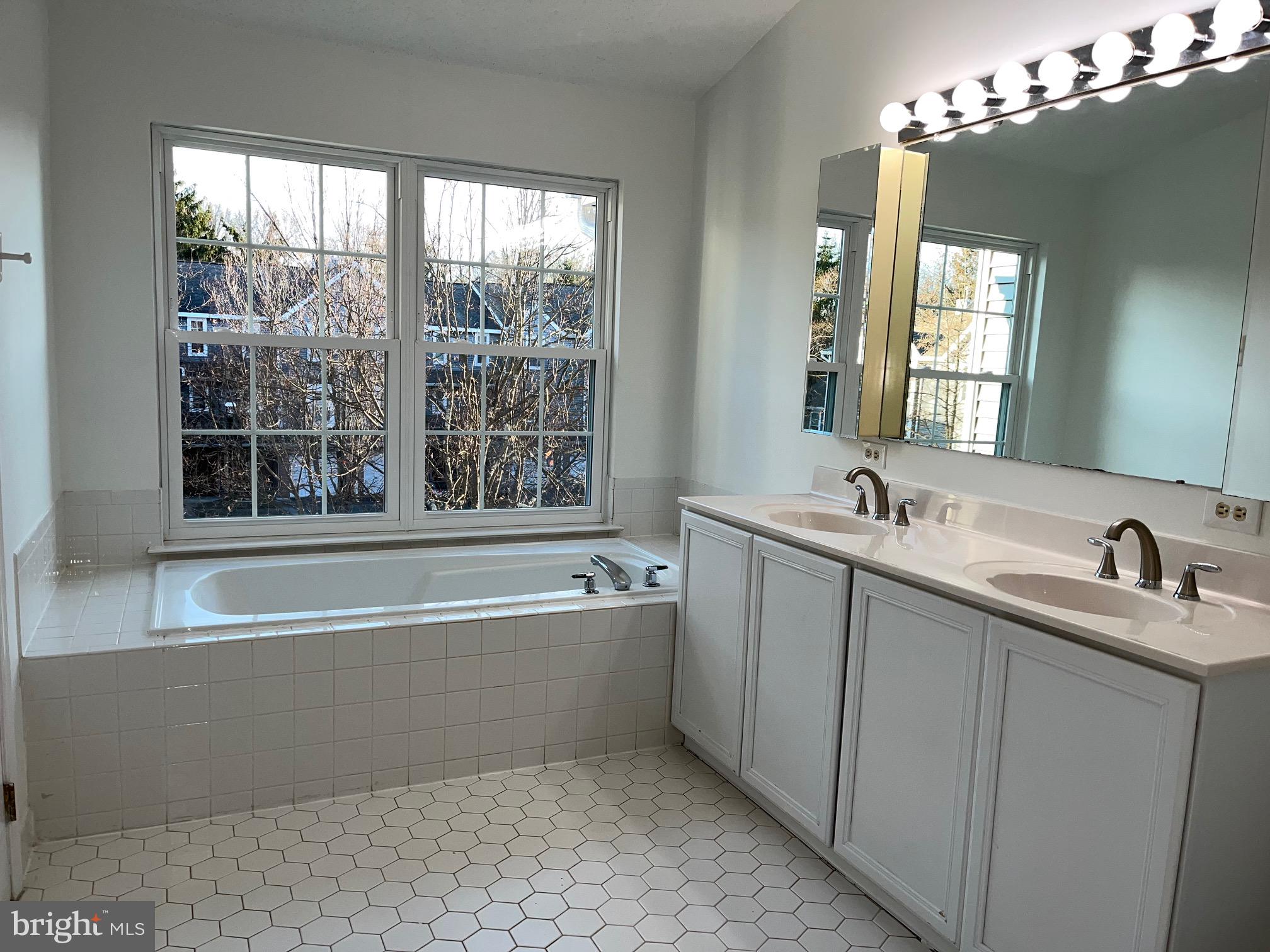 15 Halstead Place Princeton, NJ 08540 - Photo 11 of 17 Primary Bath