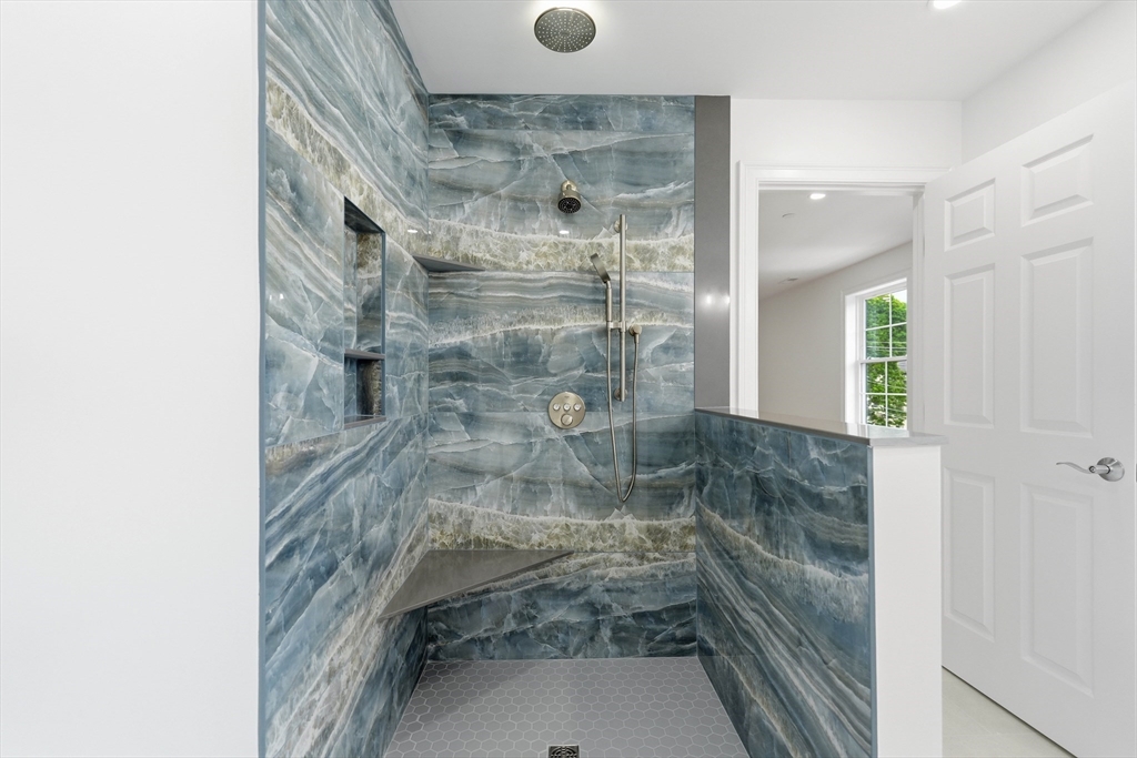 11 Washington Street Ipswich, MA 01938 - Photo 32 of 36