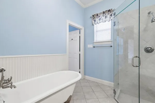 $489,900 | 204 Trailwood Drive, Euless, TX 76039