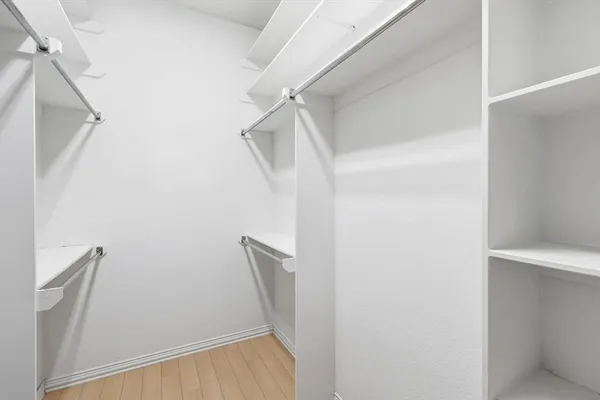 $489,900 | 204 Trailwood Drive, Euless, TX 76039