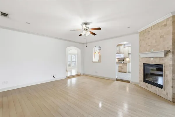 $489,900 | 204 Trailwood Drive, Euless, TX 76039