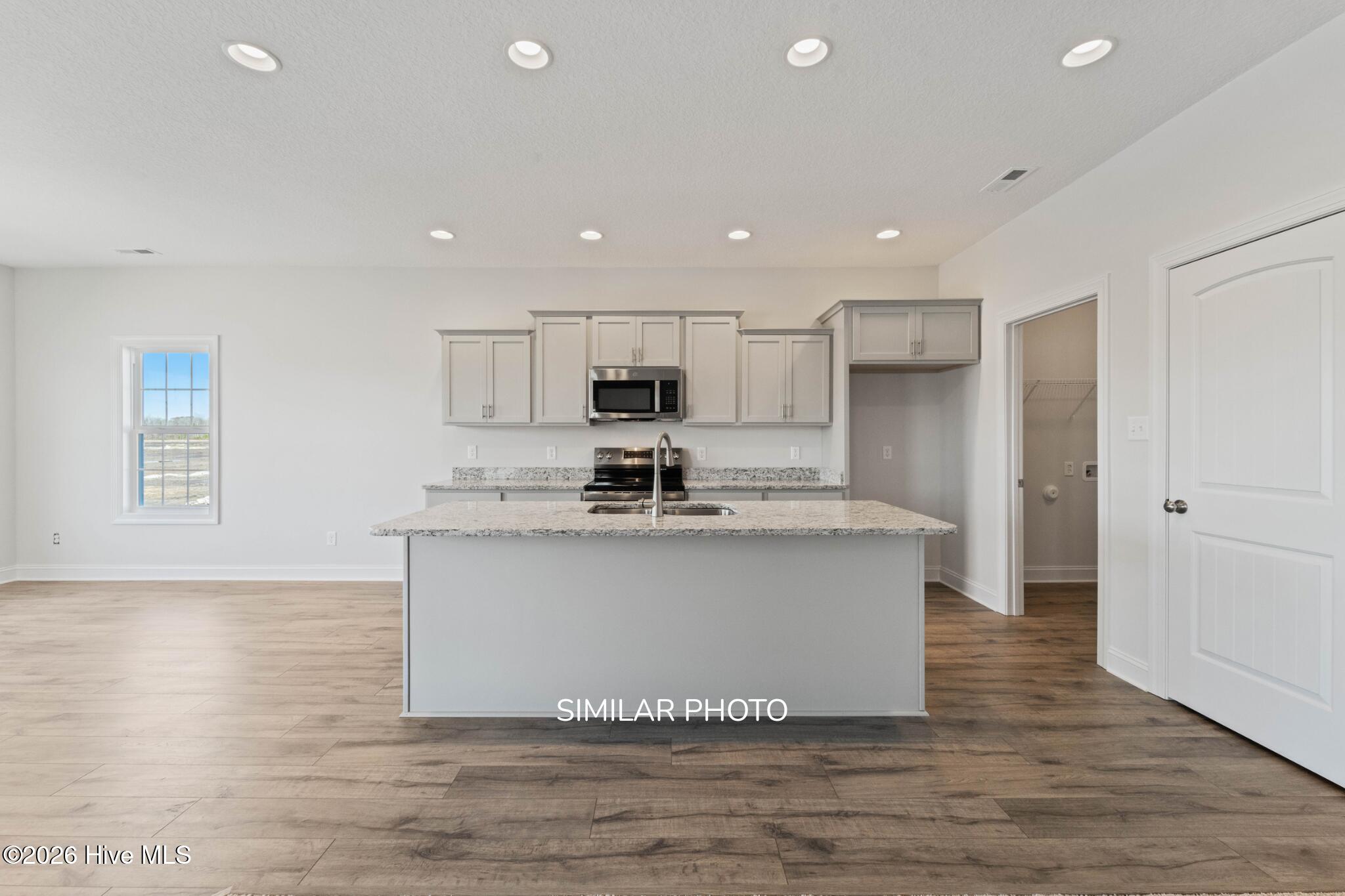 752 Regiment Road Jacksonville, NC 28546 - Photo 7 of 22 SIMILAR PHOTO 19