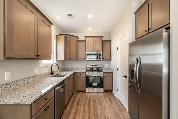 $499,500 | 103 Portland Boulevard, Portland, TN 37148