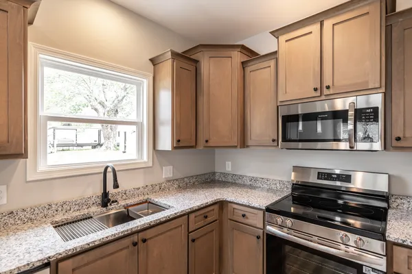 $499,500 | 103 Portland Boulevard, Portland, TN 37148