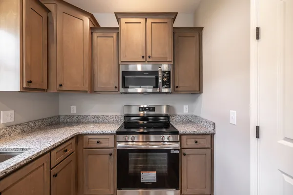 $499,500 | 103 Portland Boulevard, Portland, TN 37148