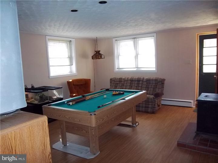 1012 Susan Road Philadelphia, PA 19115 - Photo 13 of 25