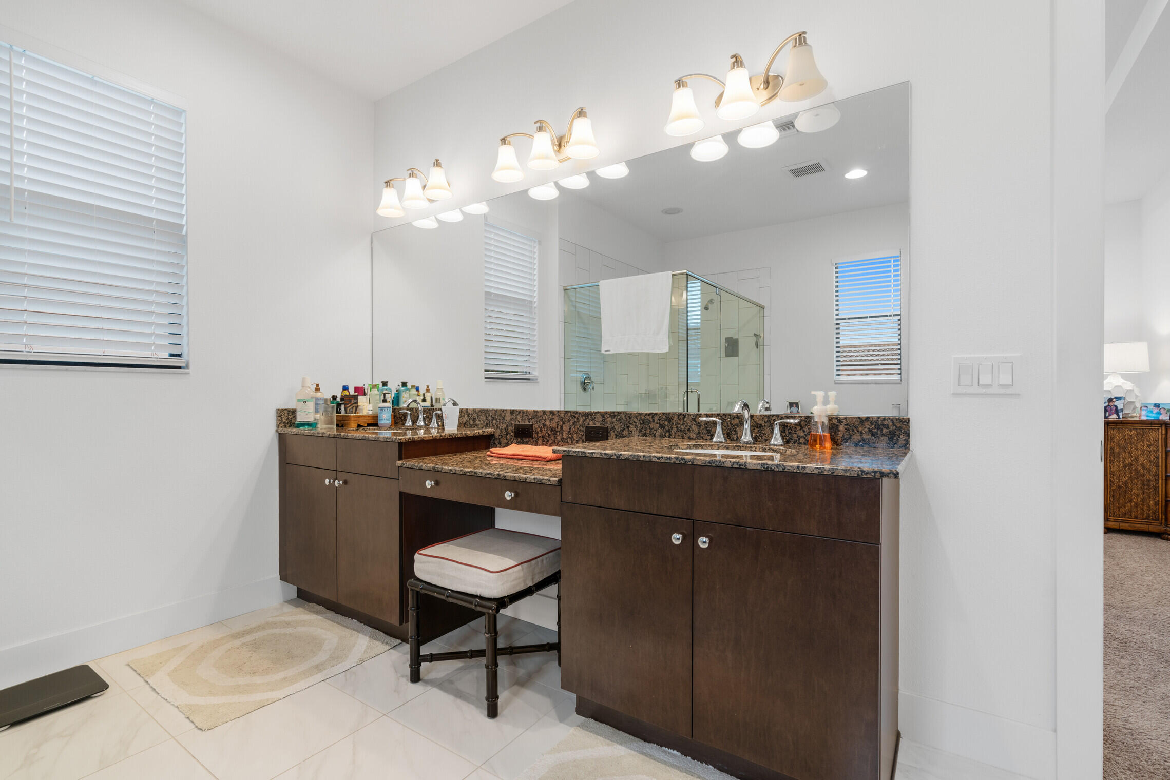 4084 Faraday Way Palm Beach Gardens, FL 33418 - Photo 24 of 43 a kitchen with a sink and cabinets