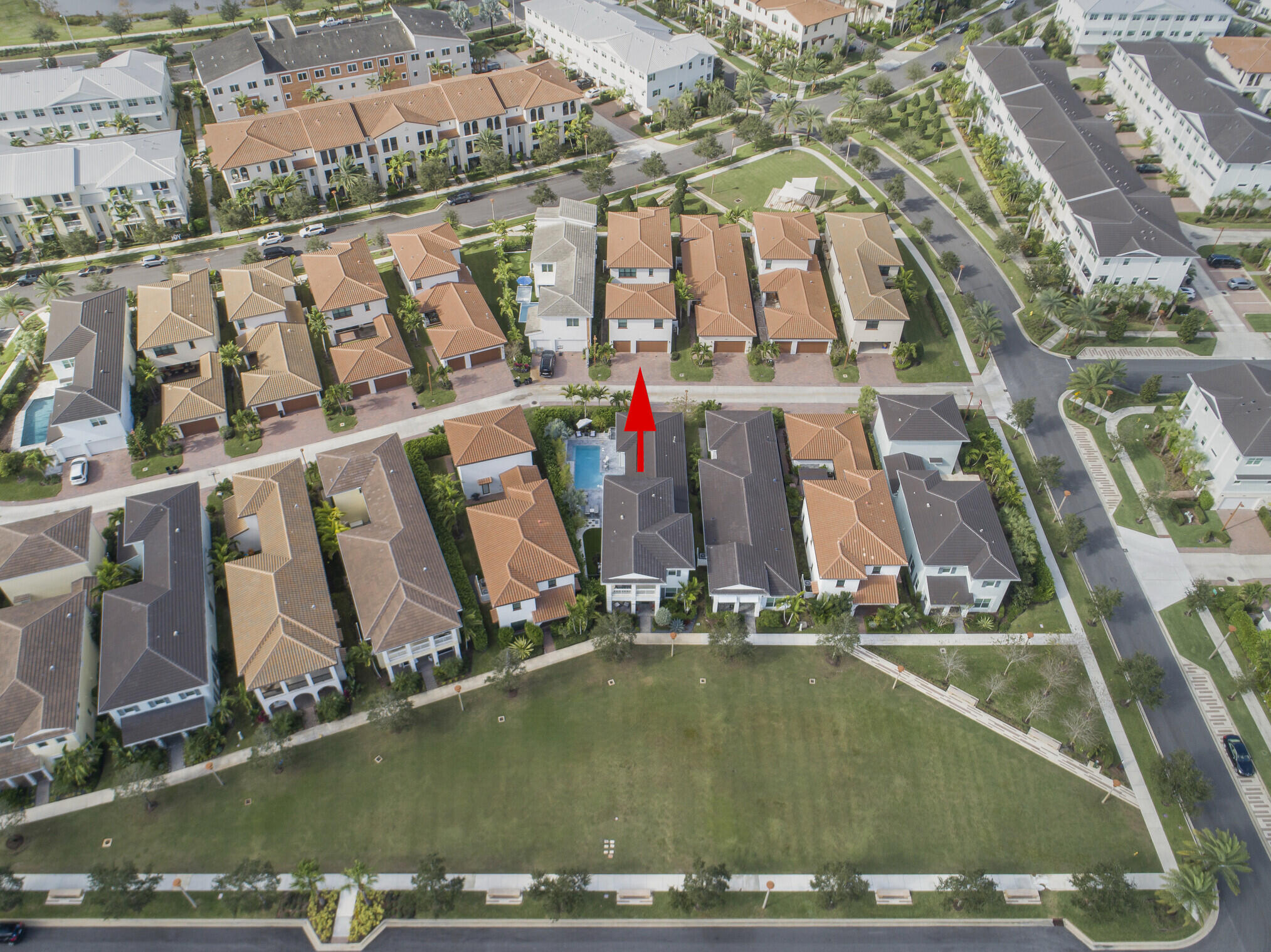 4084 Faraday Way Palm Beach Gardens, FL 33418 - Photo 5 of 43 a view of swimming pool