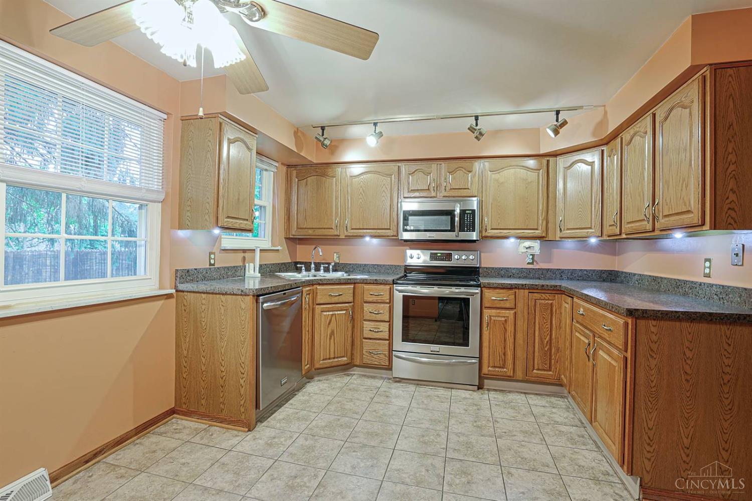 7359 Stephen Street Maineville, OH 45039 - Photo 12 of 34