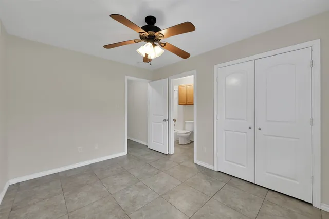 $1,350 | 163 South Bend Court, Unit B, Willis, TX 77378