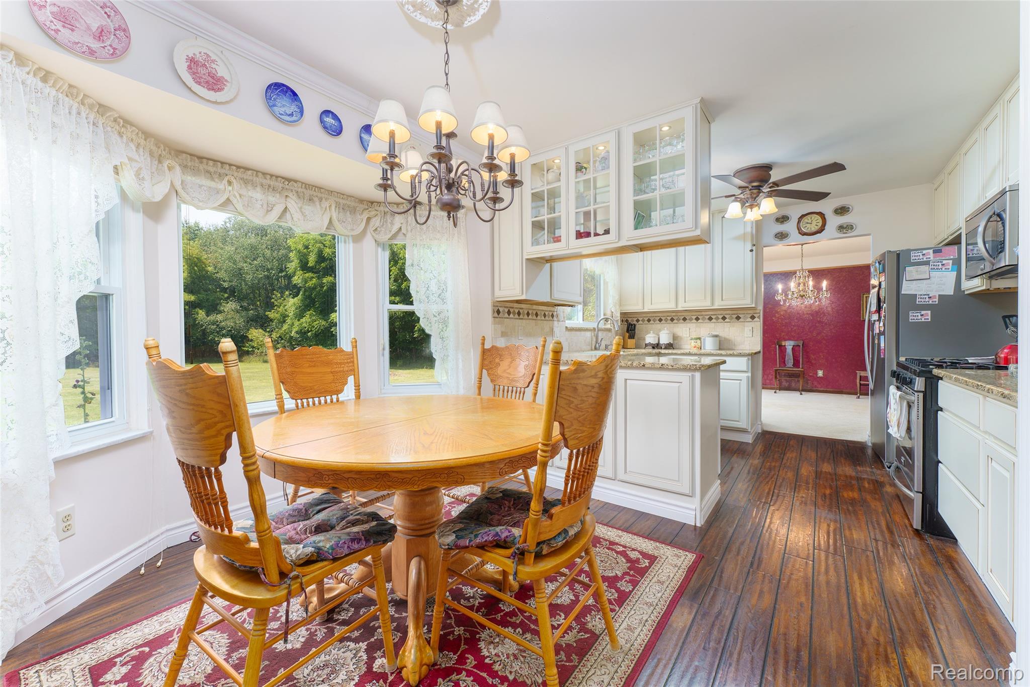 2220 Pheasant Run Road Howell, MI 48843 - Photo 13 of 34 breakfast area