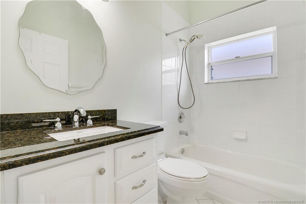 7225 Southeast Magellan Lane Stuart, FL 34997 - Photo 23 of 35