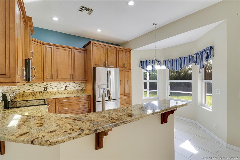 7225 Southeast Magellan Lane Stuart, FL 34997 - Photo 8 of 35