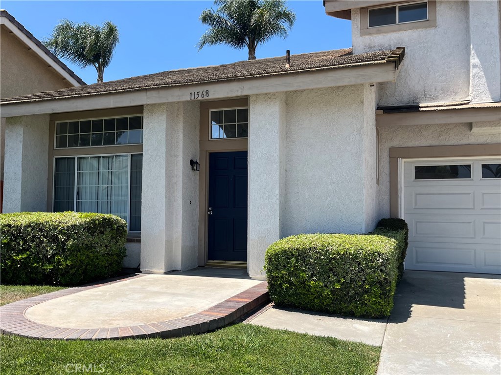 11568 Norgate Circle Corona, CA 92878 - Photo 2 of 21 a view of outdoor space and yard