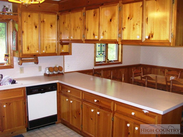 880 Hardin Road Boone, NC 28607 - Photo 26 of 31 Gallery Image 26