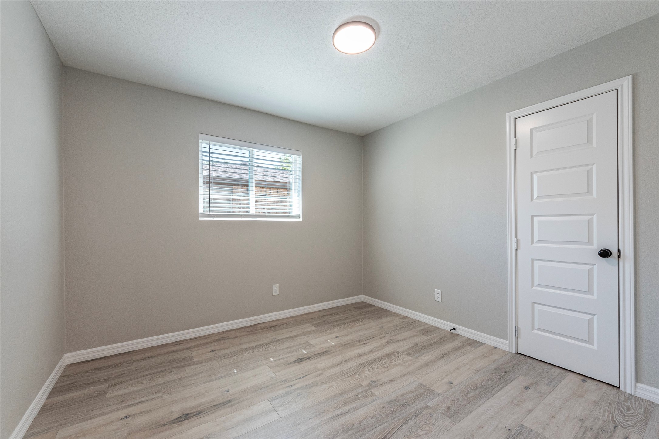 4813 Cedar Street Pasadena, TX 77586 - Photo 25 of 41 Third bedroom
