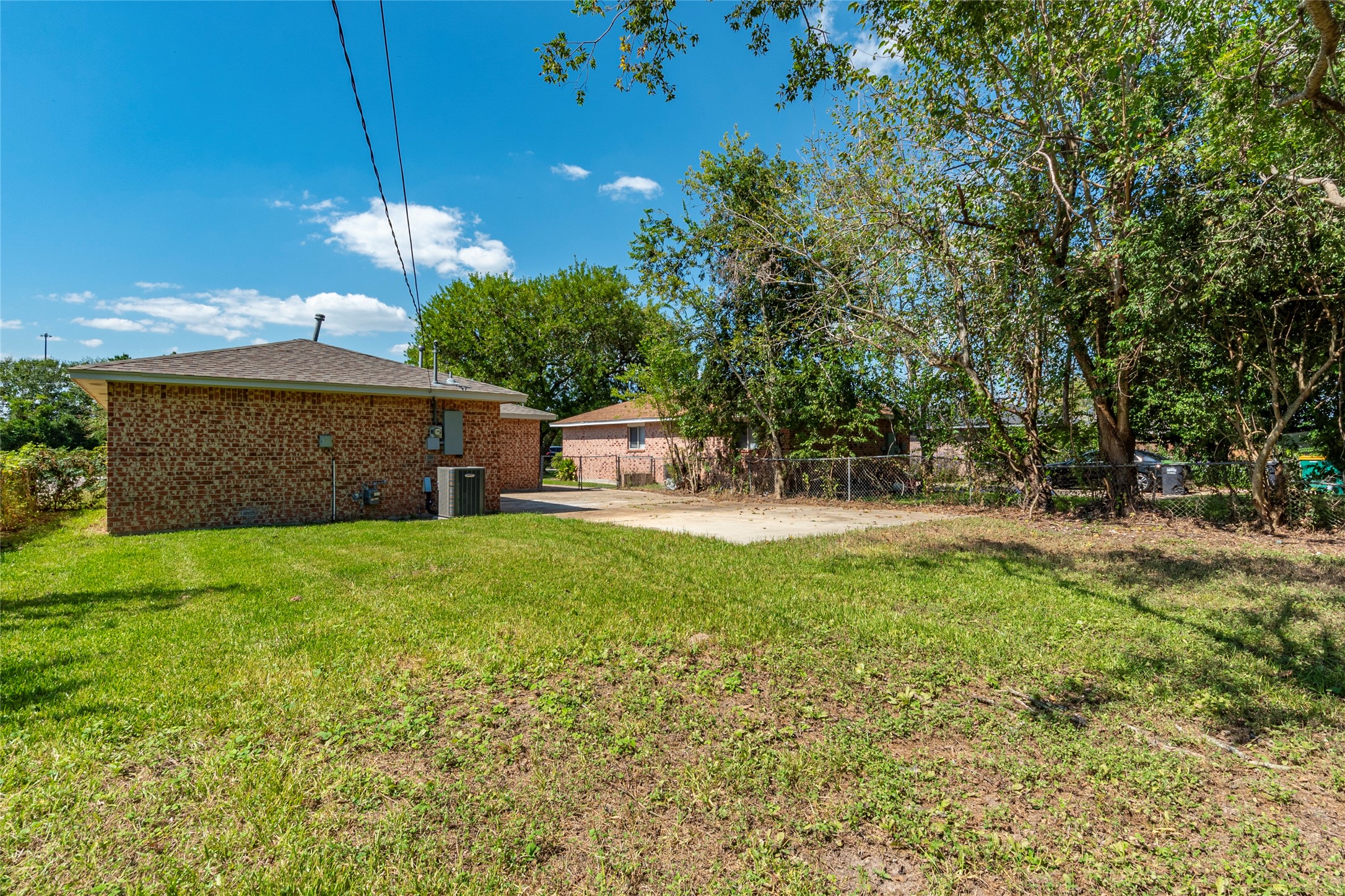 4813 Cedar Street Pasadena, TX 77586 - Photo 28 of 41 Huge, fenced backyard