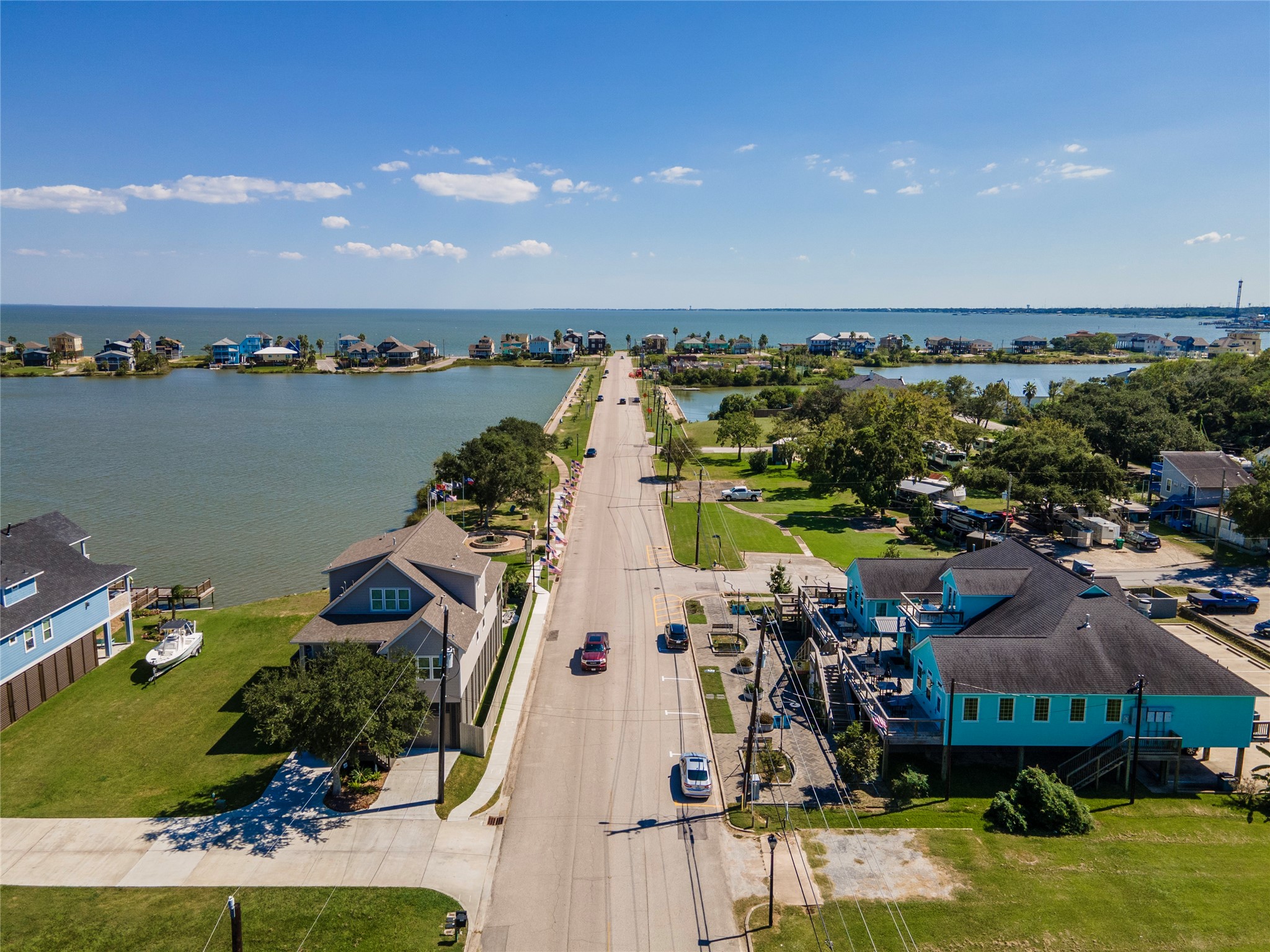 4813 Cedar Street Pasadena, TX 77586 - Photo 35 of 41 Downtown Seabrook with restaurants and shopping near by