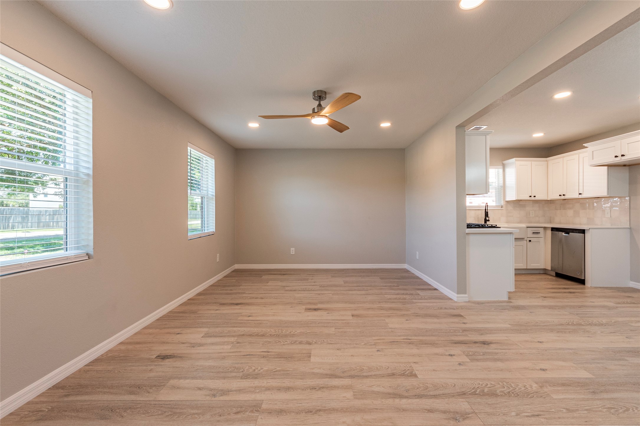 4813 Cedar Street Pasadena, TX 77586 - Photo 6 of 41 Livingroom open to the kitchen and dining areas