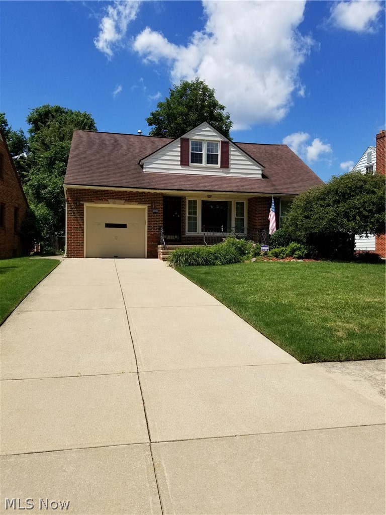 16885 Webster Road Cleveland, OH 44130 - Photo 2 of 26 Beautifully Landscaped