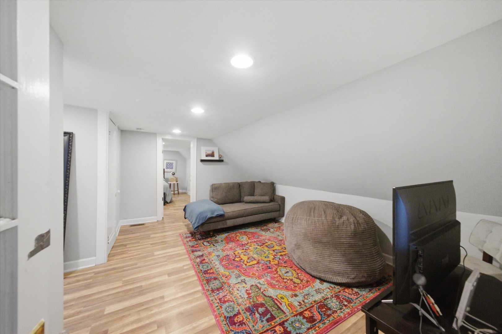 2137 West Rice Street, Unit 2 Chicago, IL 60622 - Photo 11 of 21 Gallery Image 11