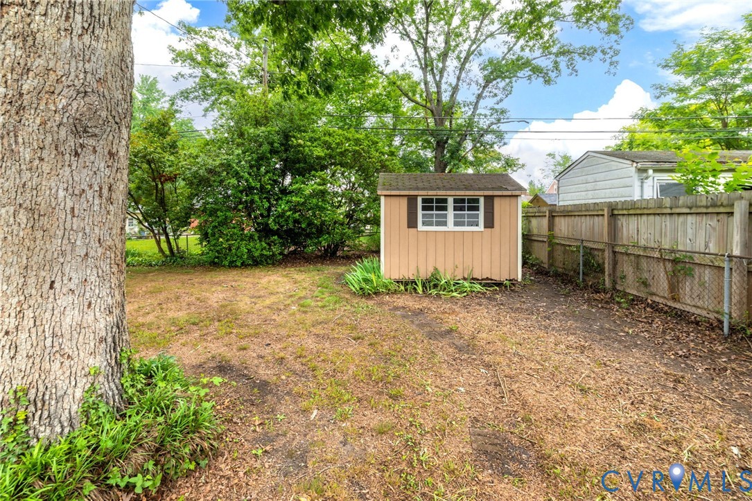 8710 Rolando Drive Henrico, VA 23229 - Photo 20 of 22 Storage shed