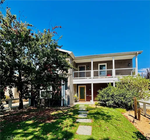 $5,495 | 2909 West Clark Avenue, Burbank, CA 91505