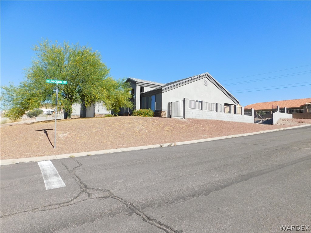 3370 South Ridge Avenue Bullhead City, AZ 86429 - Photo 7 of 56 a house view with a outdoor space