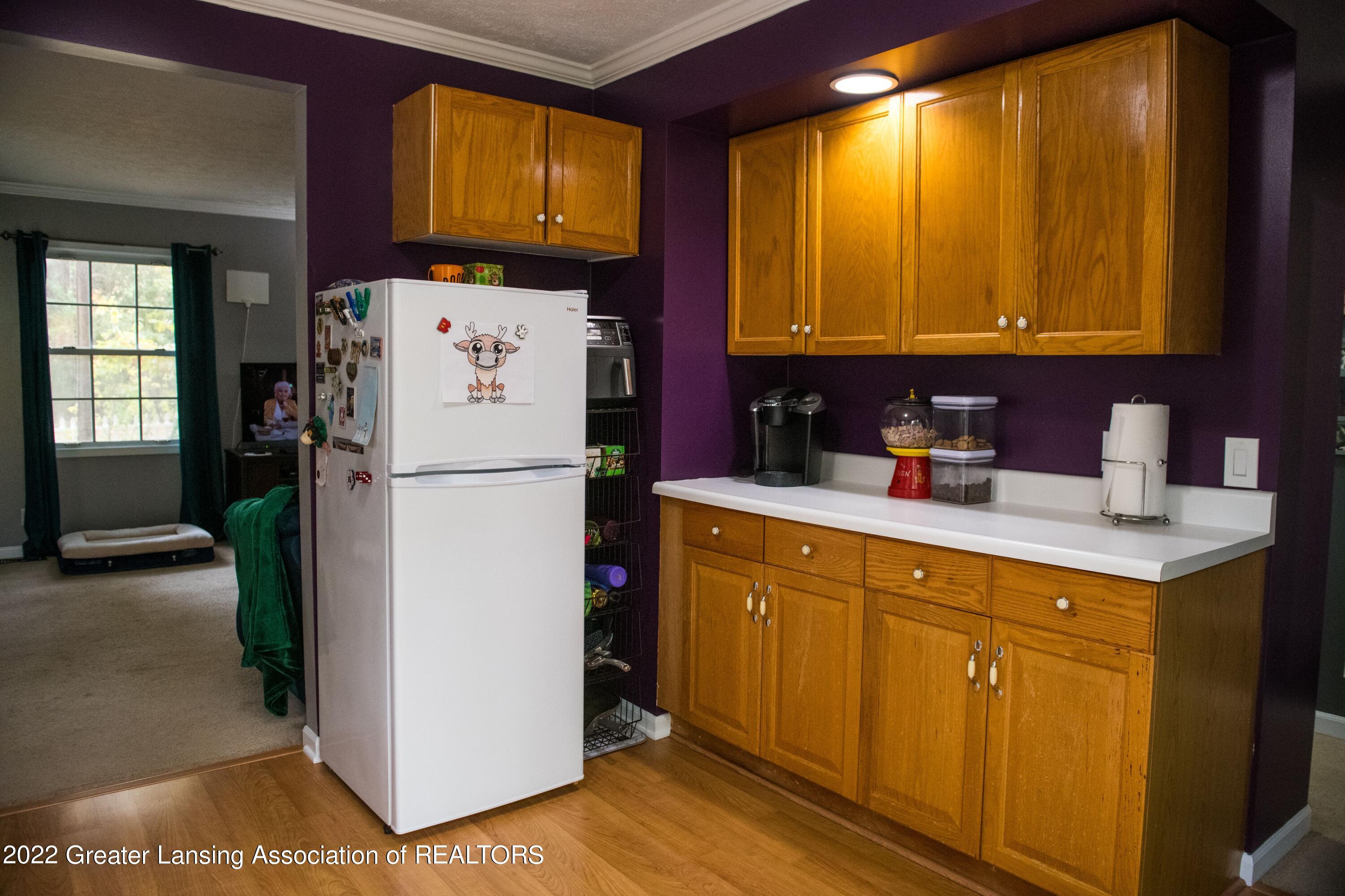 4558 Van Atta Road Okemos, MI 48864 - Photo 8 of 17 Kitchen 2