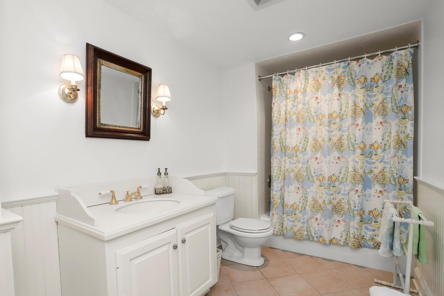829 Hollow Tree Ridge Road Darien, CT 06820 - Photo 29 of 40 a bathroom with a sink toilet and shower