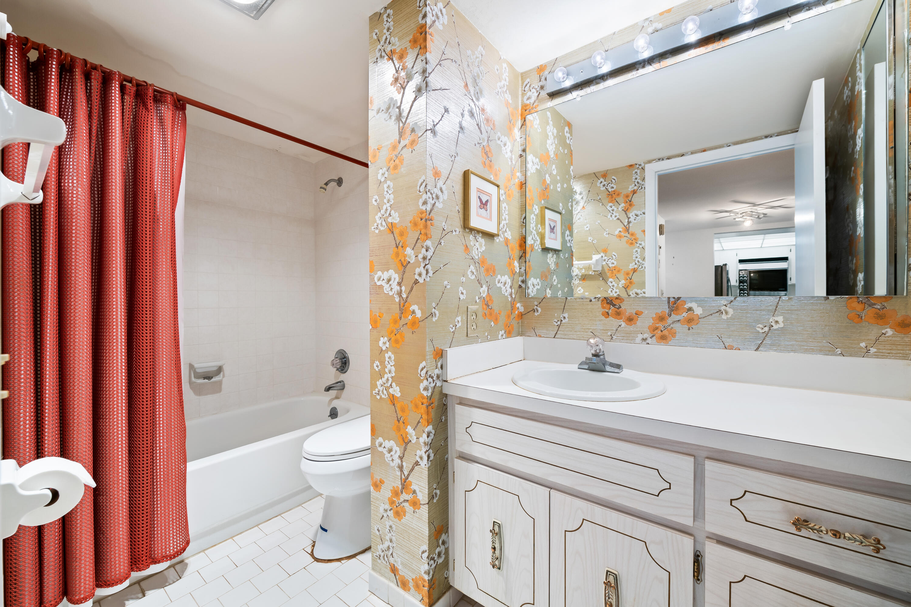 799 Jeffery Street, Unit 201 Boca Raton, FL 33487 - Photo 23 of 36 DSC_3738
