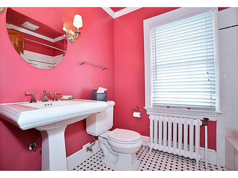 1086 Washington Road Mt. Lebanon, PA 15228 - Photo 14 of 25 Full Bath.