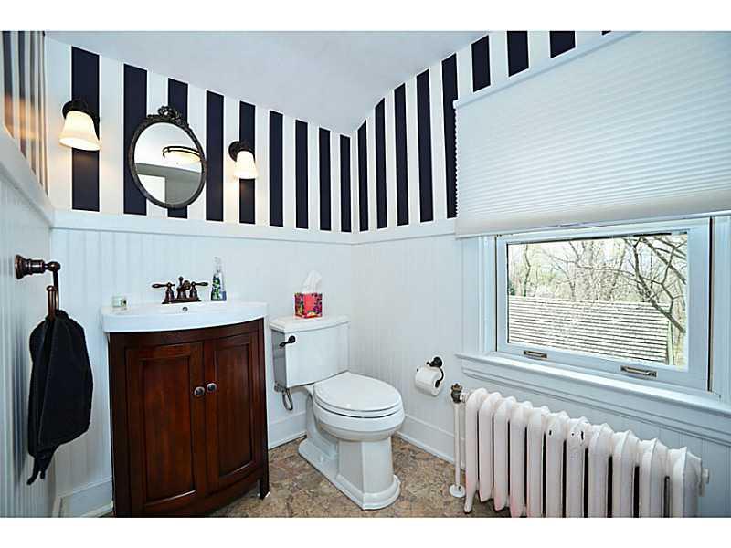 1086 Washington Road Mt. Lebanon, PA 15228 - Photo 17 of 25 Full Bath.