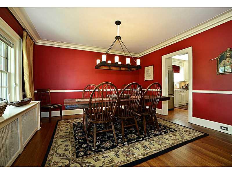 1086 Washington Road Mt. Lebanon, PA 15228 - Photo 3 of 25 Dining Room.