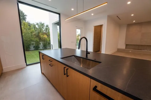 a bathroom with a toilet