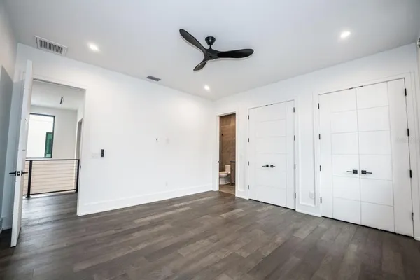 $9,995 | 3010 West Trilby Avenue, Tampa, FL 33611