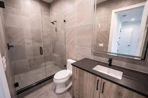 $9,995 | 3010 West Trilby Avenue, Tampa, FL 33611