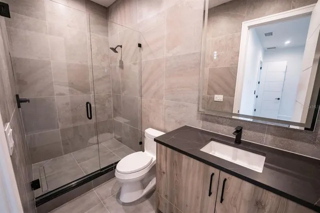 $11,500 | 3010 West Trilby Avenue, Tampa, FL 33611