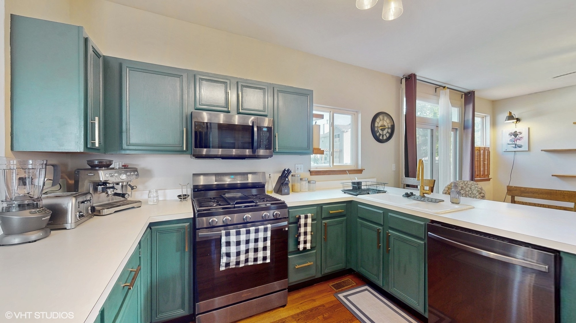 1389 Lily Cache Lane Bolingbrook, IL 60490 - Photo 7 of 50