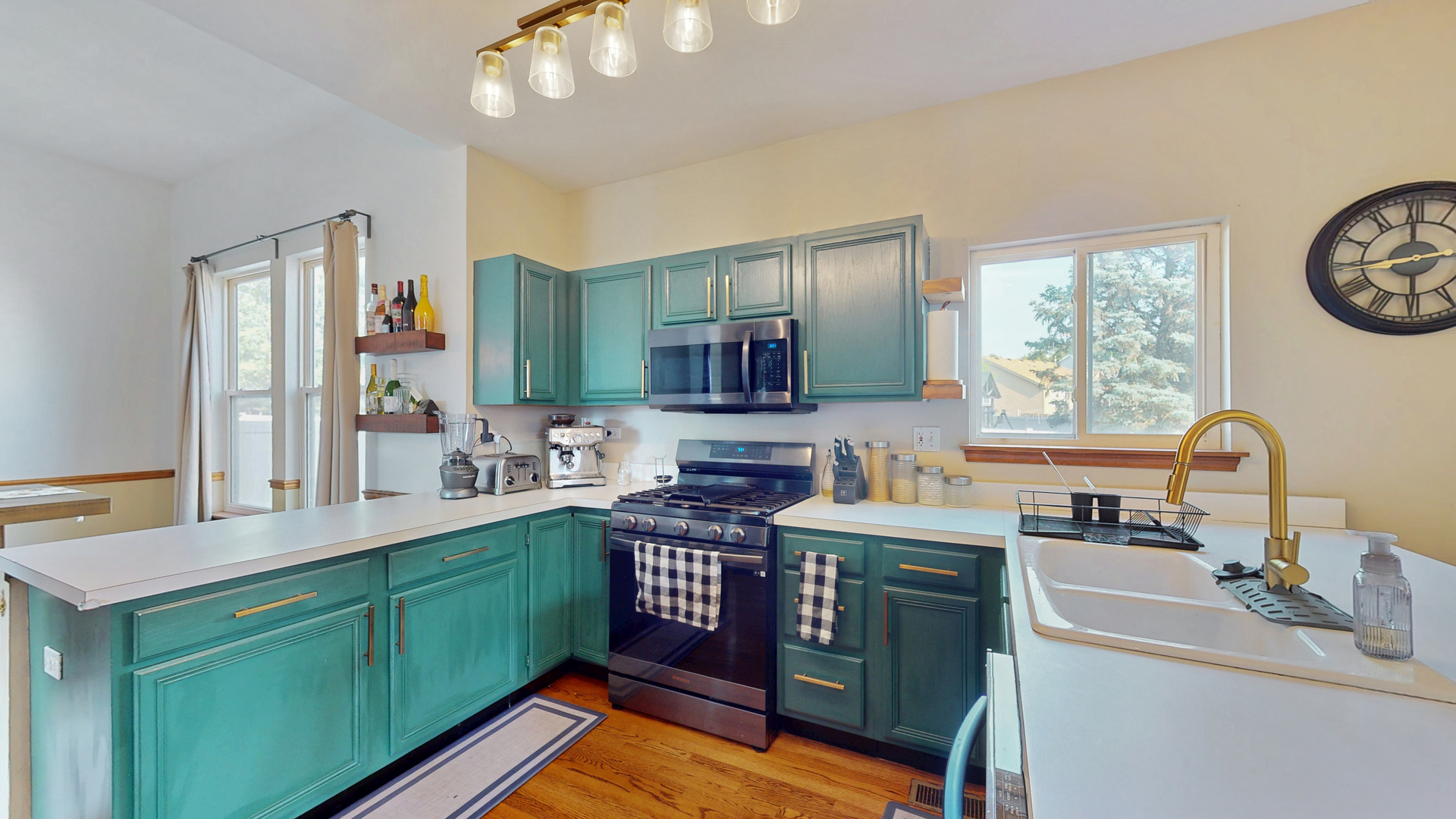 1389 Lily Cache Lane Bolingbrook, IL 60490 - Photo 8 of 50