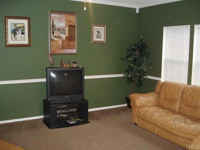 5324 Seaspray Lane Raleigh, NC 27610 - Photo 8 of 10 Gallery Image 8