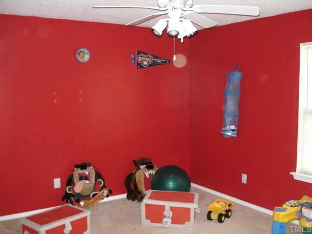 5324 Seaspray Lane Raleigh, NC 27610 - Photo 9 of 10 Gallery Image 9