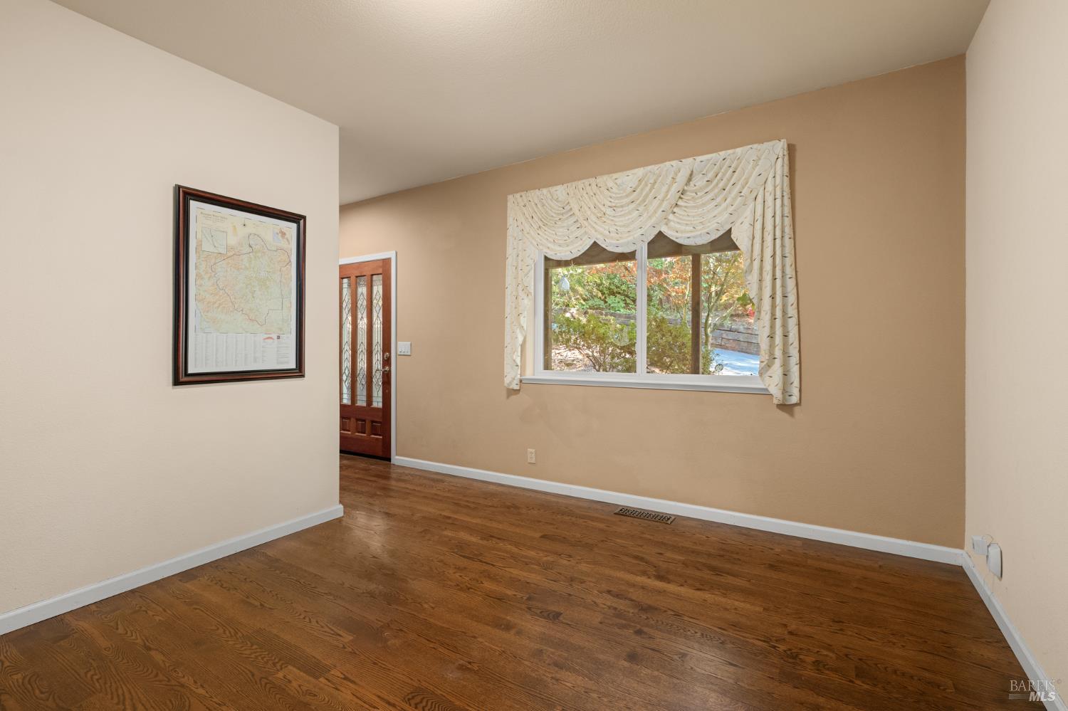 11532 Occidental Road Sebastopol, CA 95472 - Photo 7 of 35 Gallery Image 7