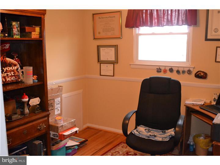 104 Green Ridge Road Voorhees, NJ 08043 - Photo 3 of 11 Office / Study