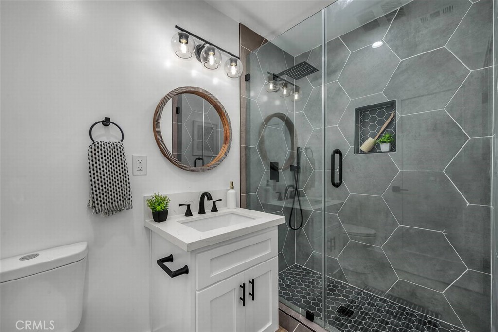 25223 Weston Road Torrance, CA 90505 - Photo 16 of 26