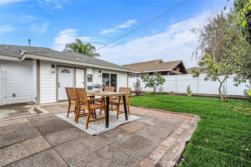 25223 Weston Road Torrance, CA 90505 - Photo 22 of 26