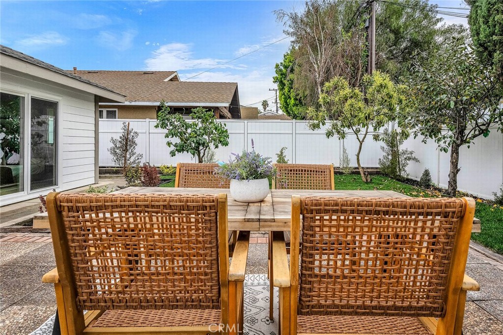 25223 Weston Road Torrance, CA 90505 - Photo 23 of 26